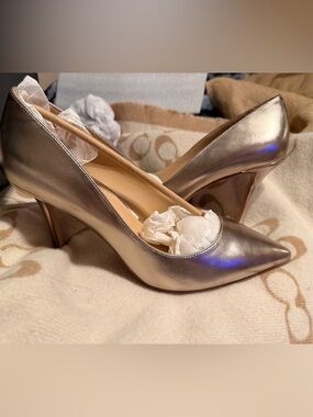 COACH SIZE 11 WILEY Metallic Pointed-Toe Pumps NEVER WORN Approx 3 to 3.5 inches